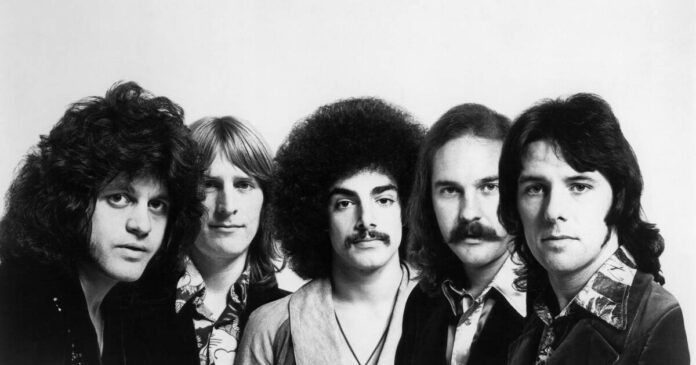 george-tickner,-unique-guitarist-and-co-founder-of-journey,-dies-at-76