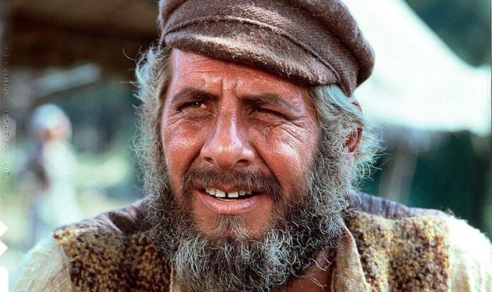 fiddler-on-the-roof-star-chaim-topol-went-from-poor-boy-to-if-i-had-been-a-wealthy-man