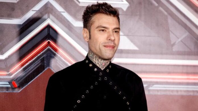 fedez-ospite-a-‘che-tempo-che-fa’:-“parlero-di-cose-di-cui-non-ho-mai-parlato,-se-balbetto-non-preoccupatevi”