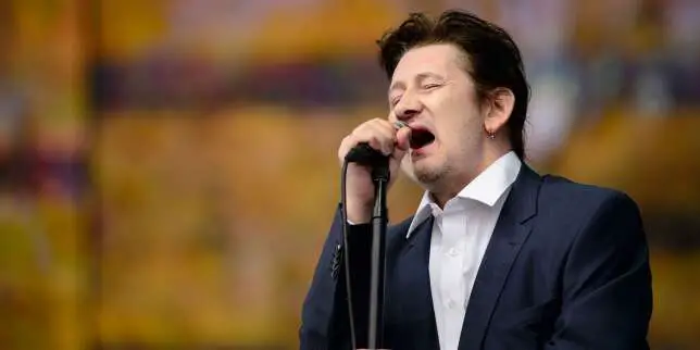 shane-macgowan,-the-pogues-frontman,-dies-at-65