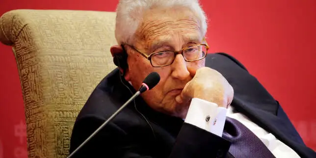 dying-of-henry-kissinger:-the-gray-areas-of-an-eminence-grise