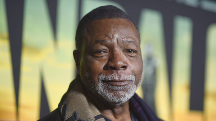 carl-weathers,-linebacker-turned-actor-who-starred-in-‘rocky’-films,-dies-at-76