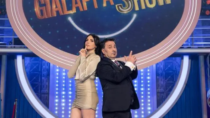 gialappashow,-ilenia-pastorelli-conduce-la-seconda-puntata-con-il-mago-forest