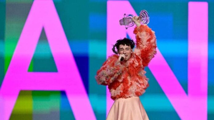 nemo-vince-l’eurovision-2024:-la-svizzera-porta-a-casa-il-trofeo-l’italia-settima-con-angelina-mango.-il-televoto-premia-i-paesi-in-guierra:-israele-e-ucraina