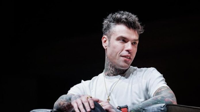 fedez-indagato,-la-rai-lo-cancella-dal-nuovo-programma-di-cattelan