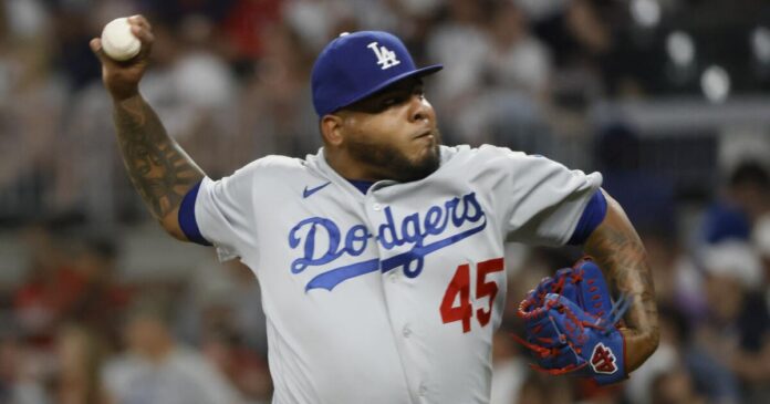 reyes-moronta,-former-dodgers-and-angels-pitcher,-dies-in-automobile-crash