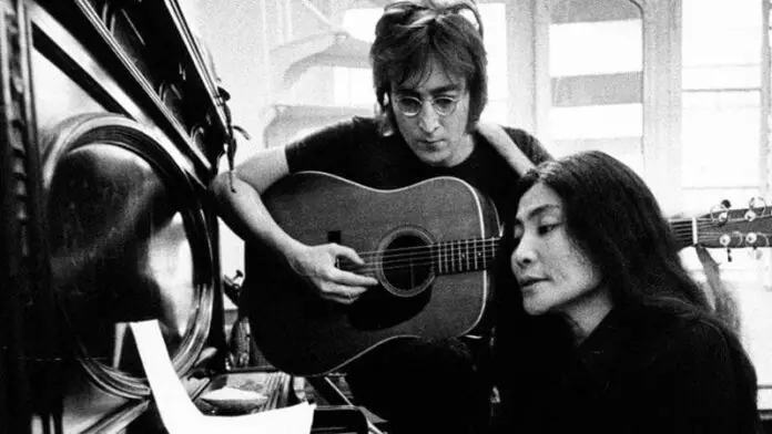 anche-al-lido-meno-male-che-c’e-john-lennon