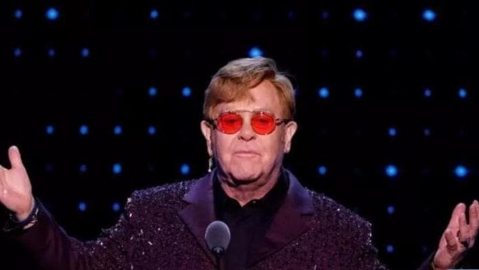 elton-john:-“ho-avuto-un’infezione,-ora-vedo-poco-da-un-occhio”